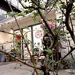 Spacious Apartment In Montparnasse