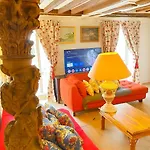 Spacious Apartment In Montparnasse